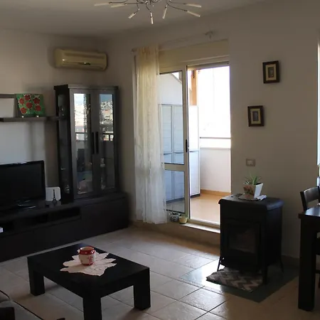 Cosy Rooftop At Pazari I Ri Apartment Tirana