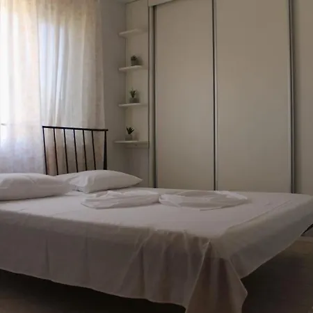 Cosy Rooftop At Pazari I Ri * Tiran