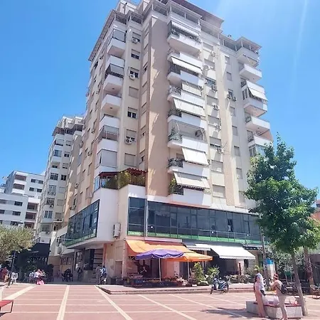 Cosy Rooftop At Pazari I Ri * Tirana