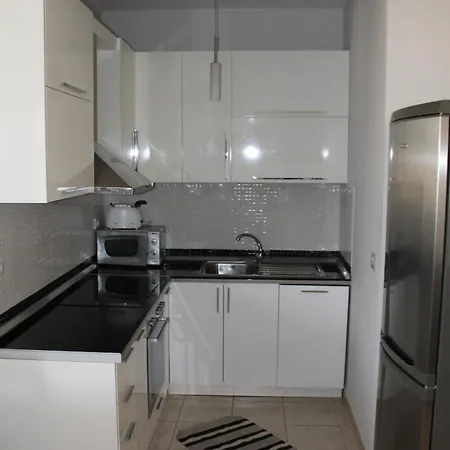 Cosy Rooftop At Pazari I Ri Tirana