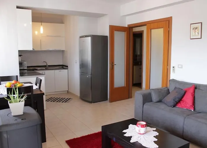 Cosy Rooftop At Pazari I Ri *